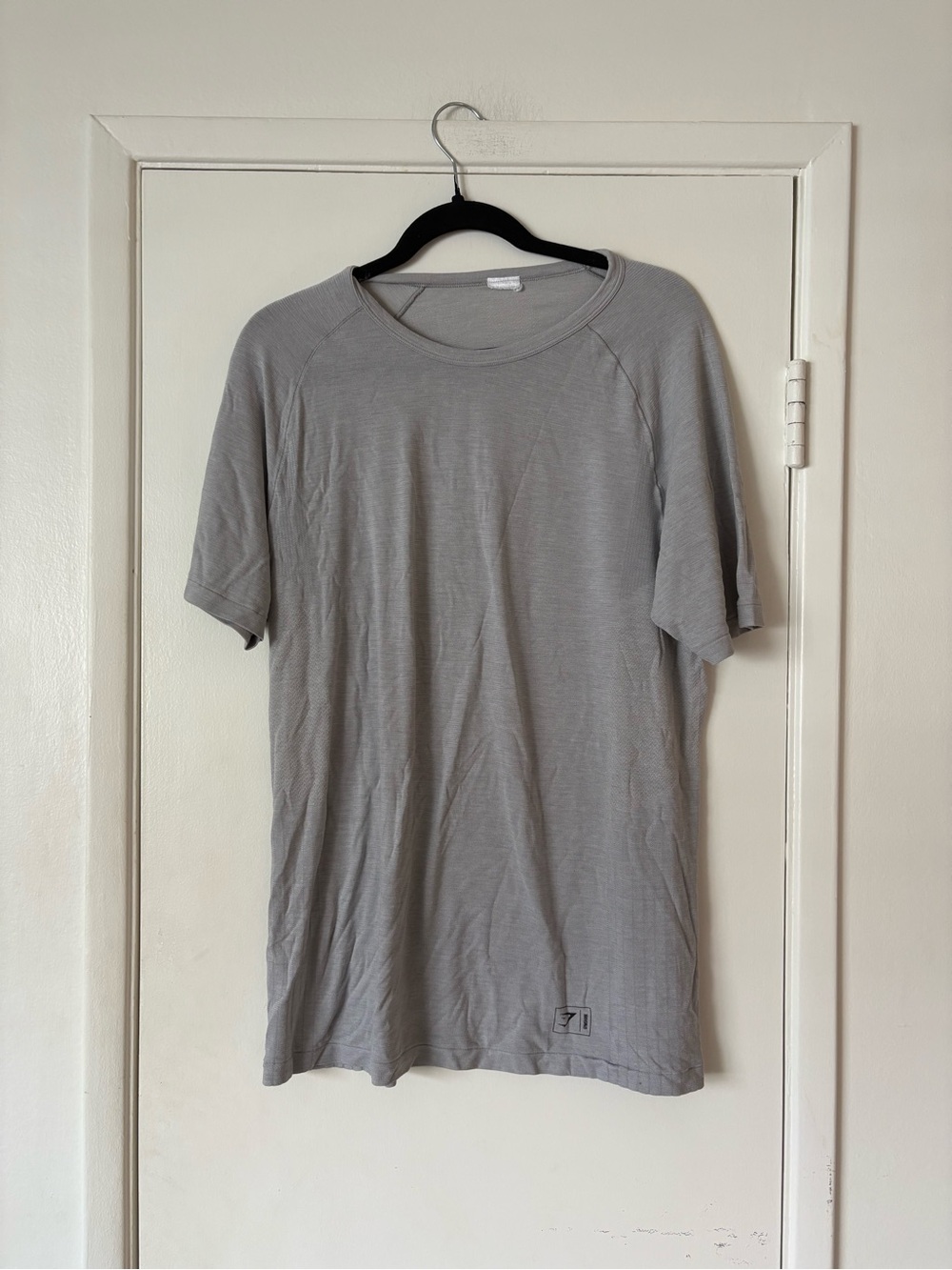Gymshark Light Gray Men's Short-Sleeve Crew Tee Size L